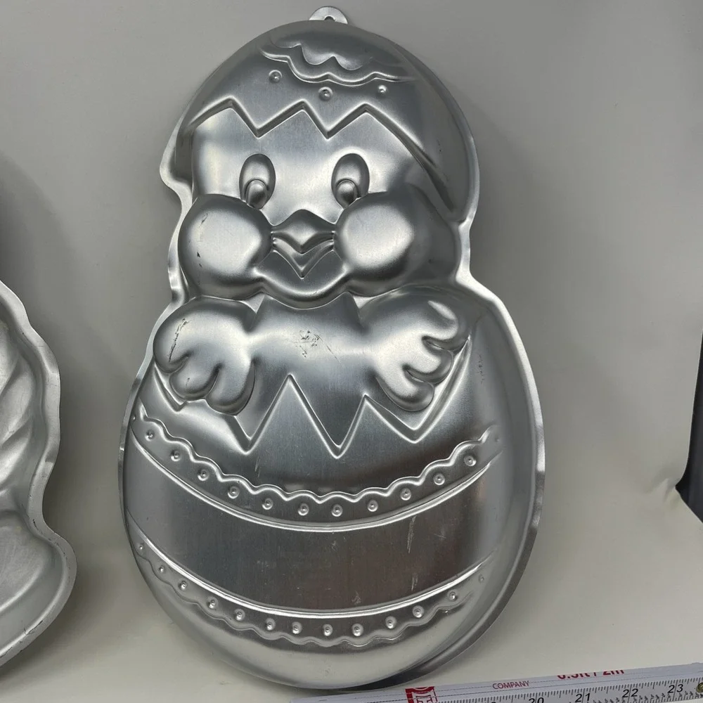Lot Of 2 Wilton Cake Pans Easter Baby Chick Duck And Hatching Chicken With Egg